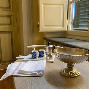Puccini's Home, Elegant In Piazza Puccini Apartment
