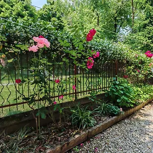 casa-di-serena.hotelinveneto.com/